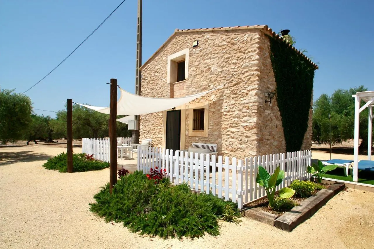 Cau D'Amor L'Ampolla Spain